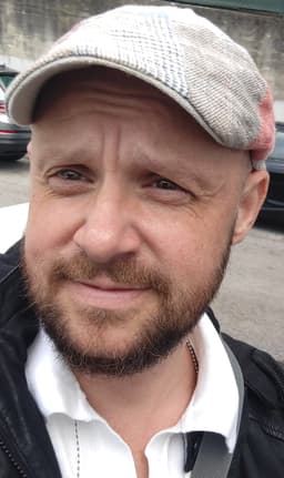 Sam Schweiger (49)